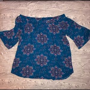 Bunch in this shirt!